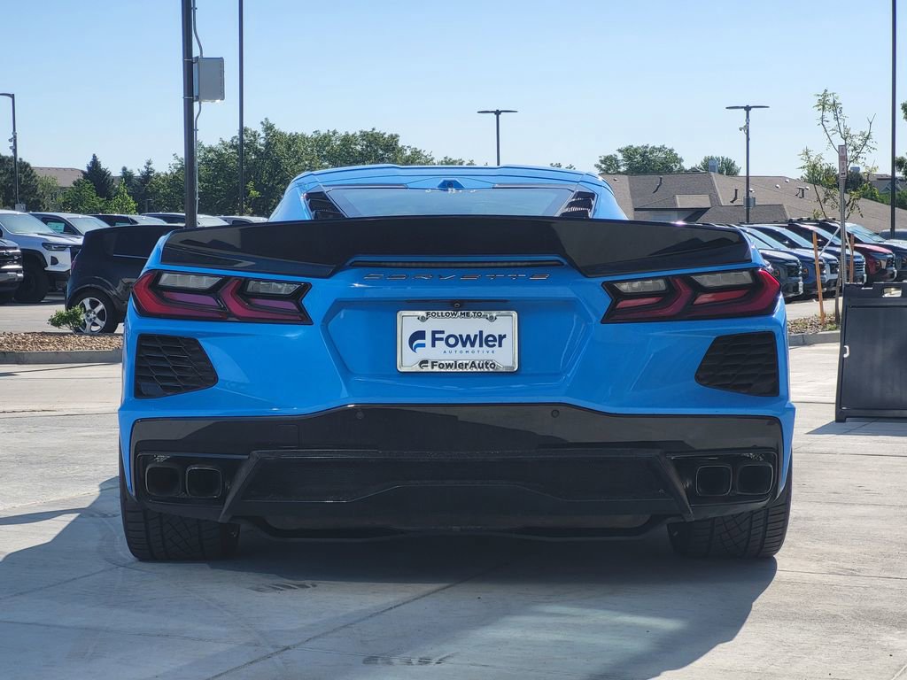 Used 2021 Chevrolet Corvette Stingray Premium Cpe w/ Z51 Performance Package RWD image 4
