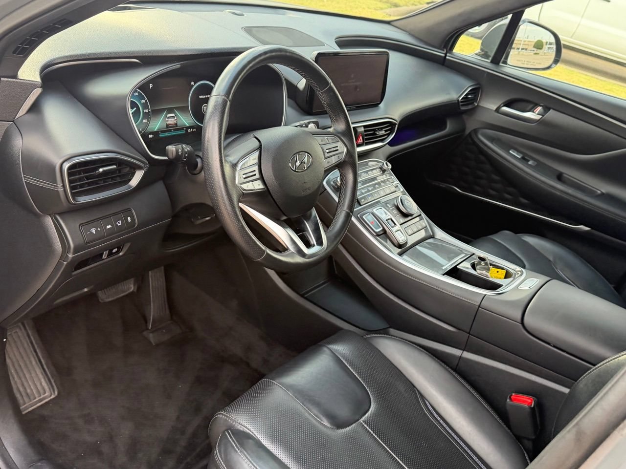 Used 2021 Hyundai Santa Fe Calligraphy w/ Cargo Package FWD image 12
