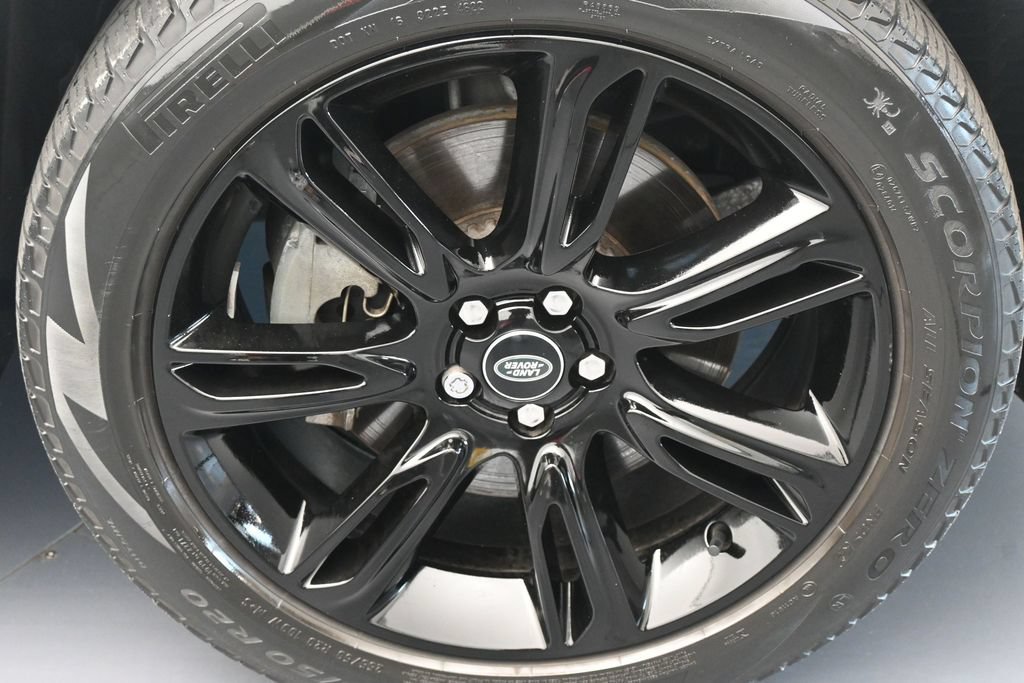 Used 2023 Land Rover Range Rover Velar S AWD/4WD image 47
