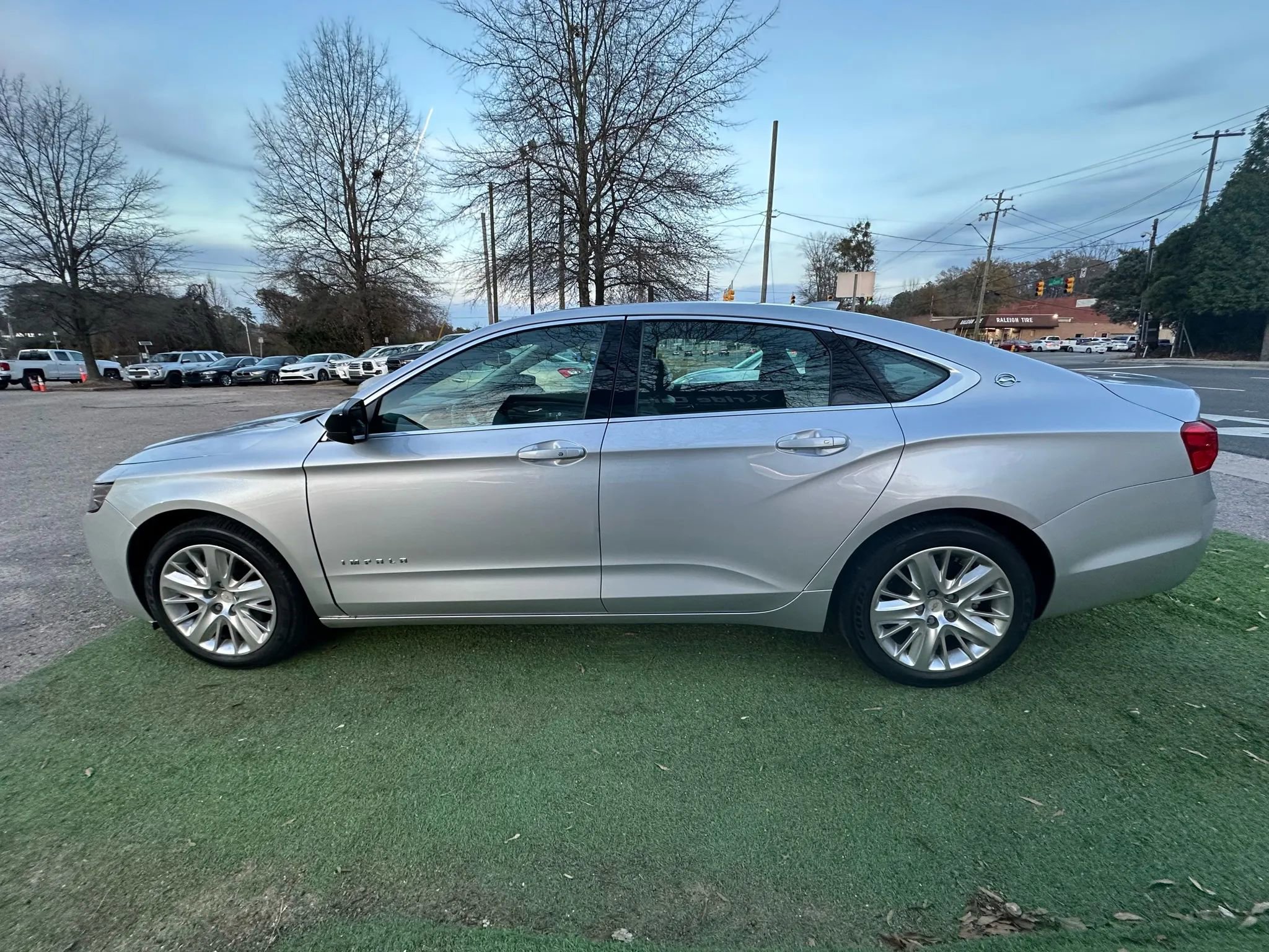 Used 2019 Chevrolet Impala LS image 4
