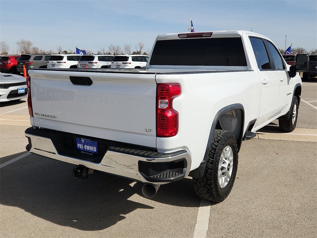 Used 2024 Chevrolet Silverado 2500 LT w/ Convenience Package image 4