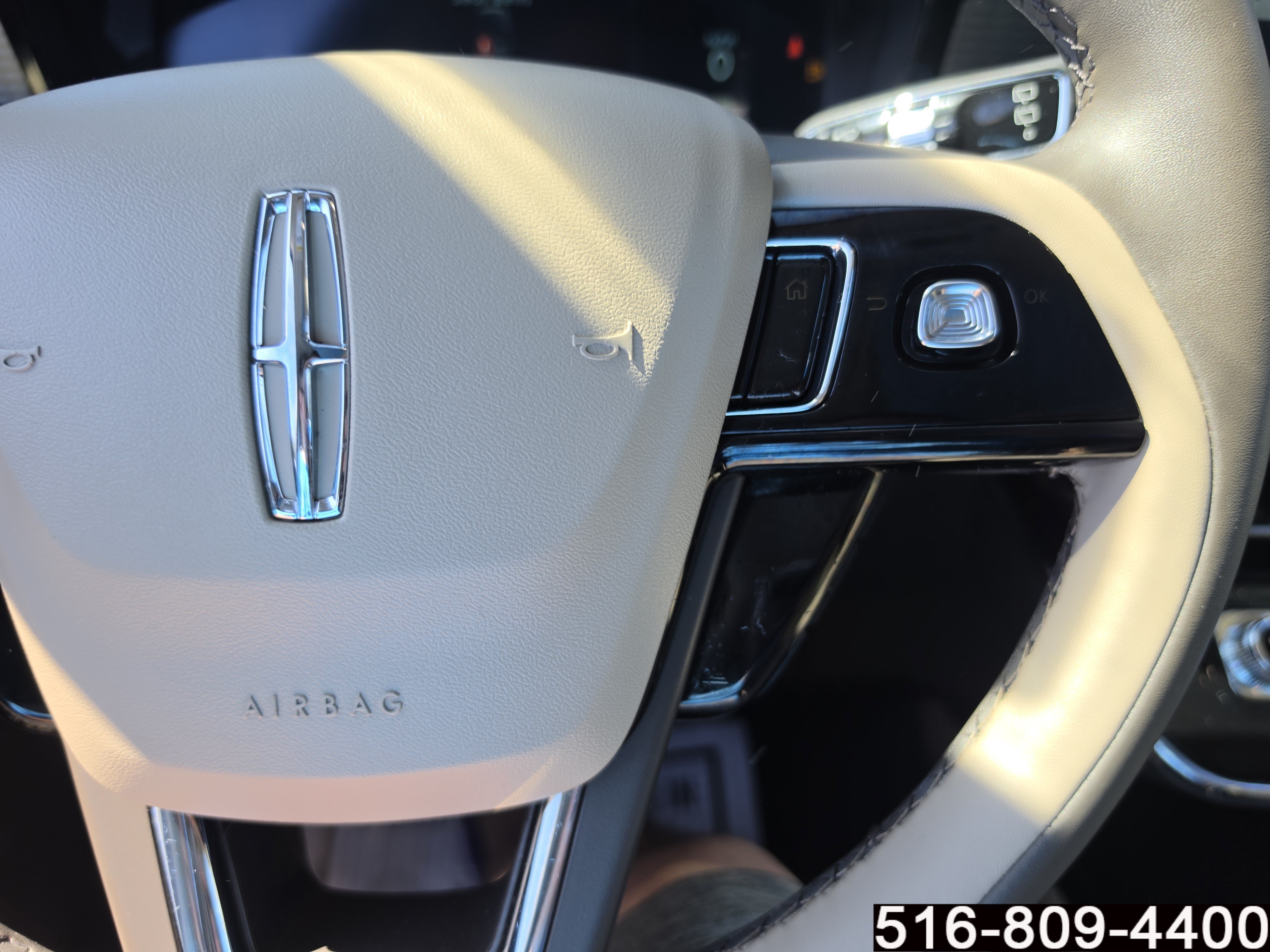 Used 2023 Lincoln Corsair AWD w/ Equipment Group 101A image 14