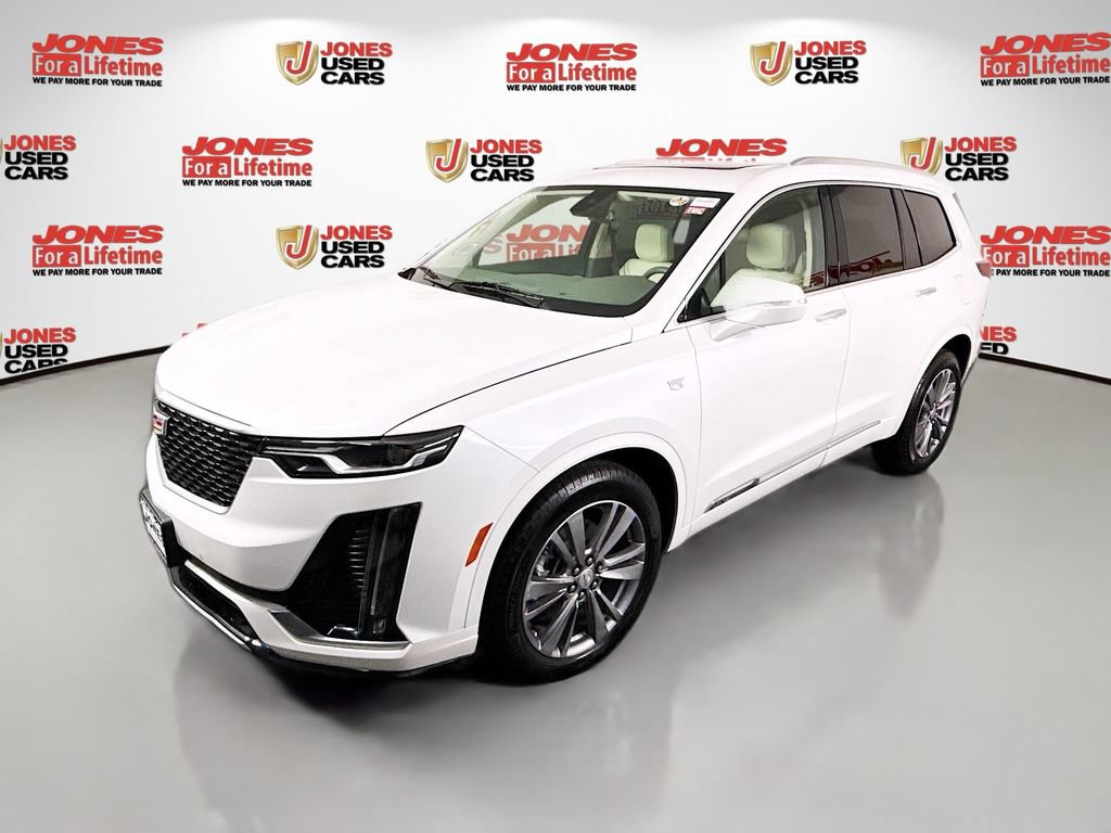 Used 2025 Cadillac XT6 Premium Luxury w/ LPO, Floor Liner Package AWD/4WD image 15