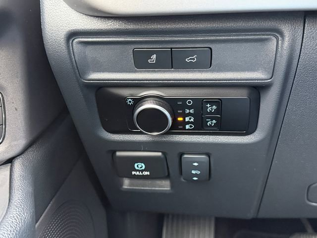 Used 2024 Ford Expedition XLT image 19