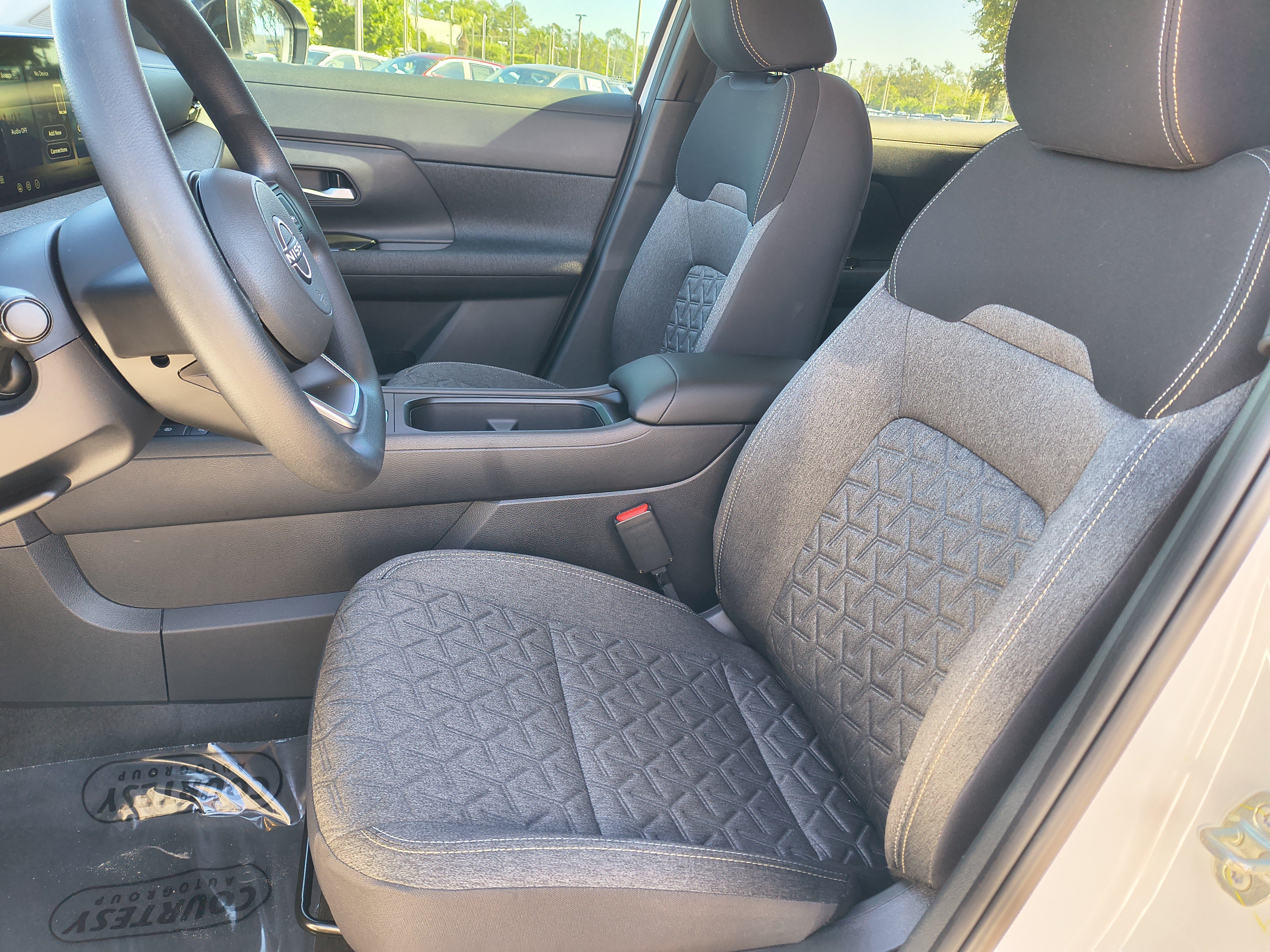Used 2026 Nissan Kicks SV FWD image 21