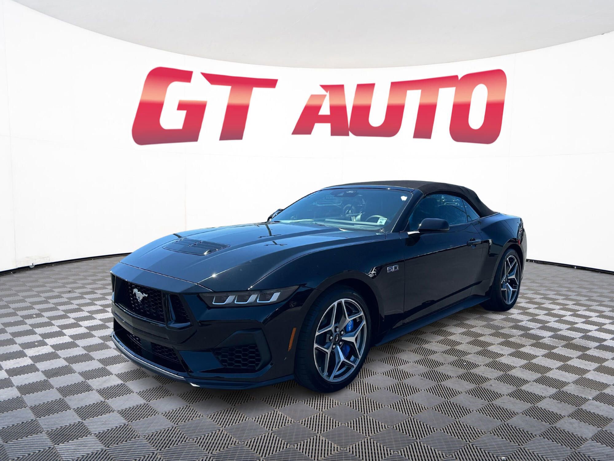 Used 2024 Ford Mustang GT Premium w/ GT Performance Package image 3