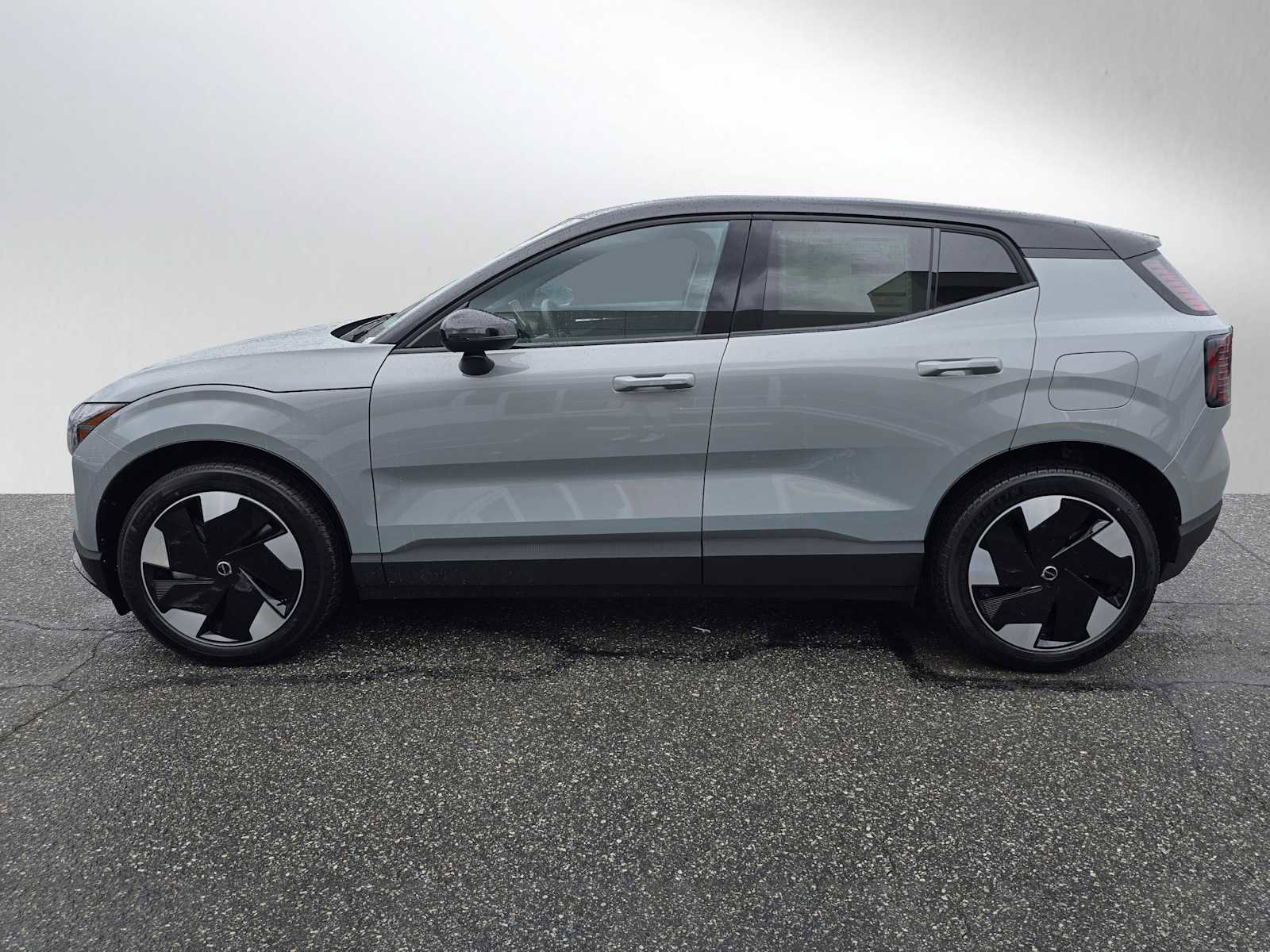 New 2026 Volvo EX30 Plus w/ Climate Package AWD/4WD image 6