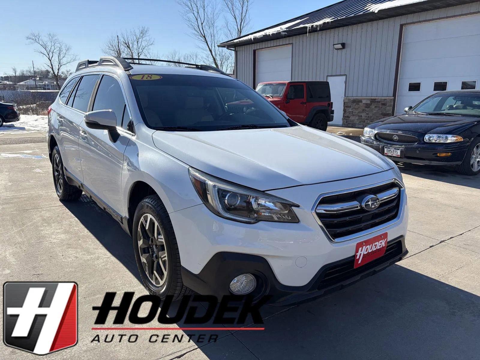 Used 2018 Subaru Outback 2.5i Premium image 1