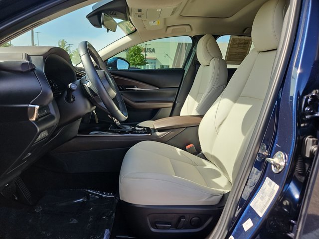 Used 2022 MAZDA CX-30 AWD 2.5 S w/ Premium Package image 17