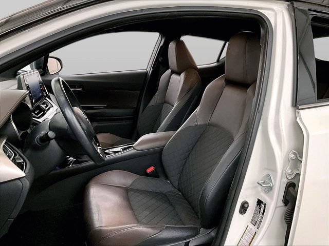 Used 2019 Toyota C-HR Limited FWD image 24
