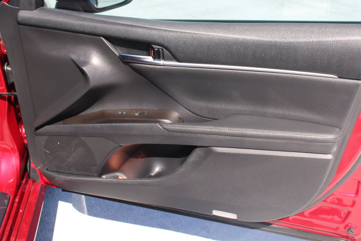 Certified 2021 Toyota Camry XLE FWD image 19