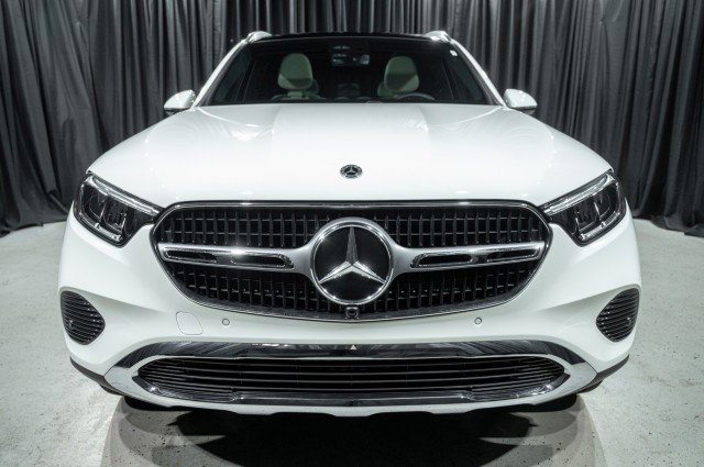 Certified 2026 Mercedes-Benz GLC 300 4MATIC image 2