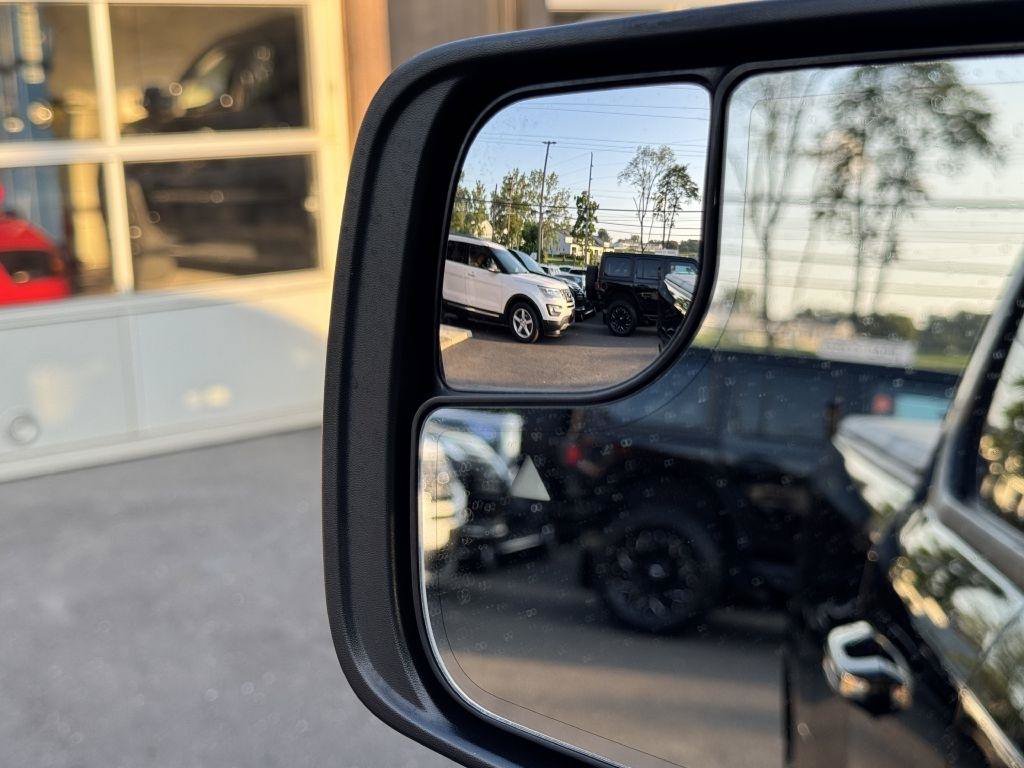 Used 2019 RAM 1500 Big Horn AWD/4WD image 30