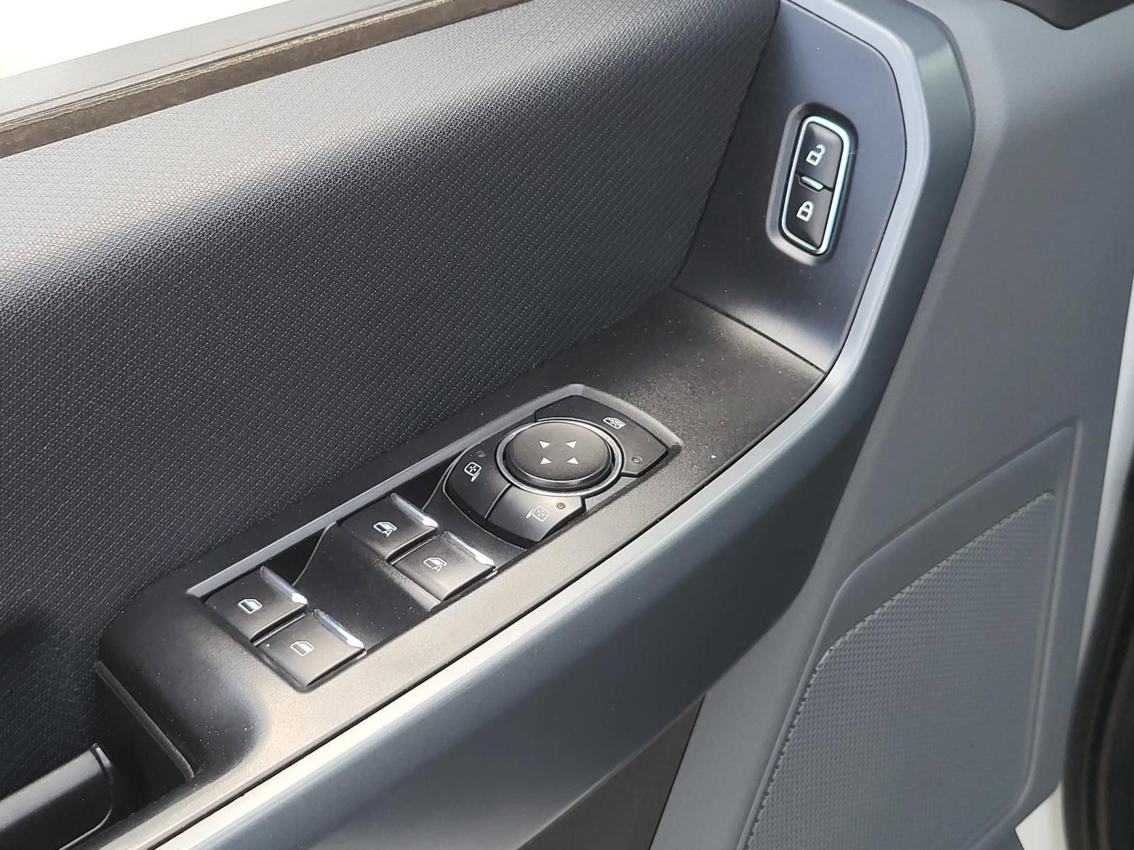 Used 2021 Ford F150 XLT w/ Trailer Tow Package image 16