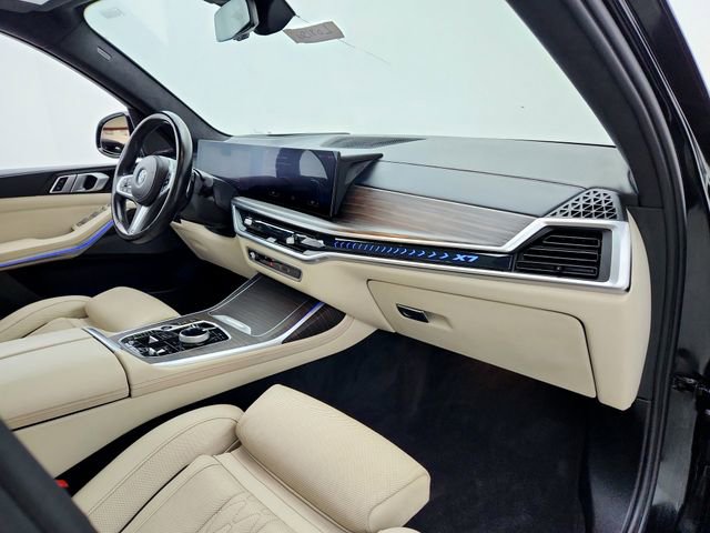 Used 2023 BMW X7 xDrive40i w/ M Sport Package image 13