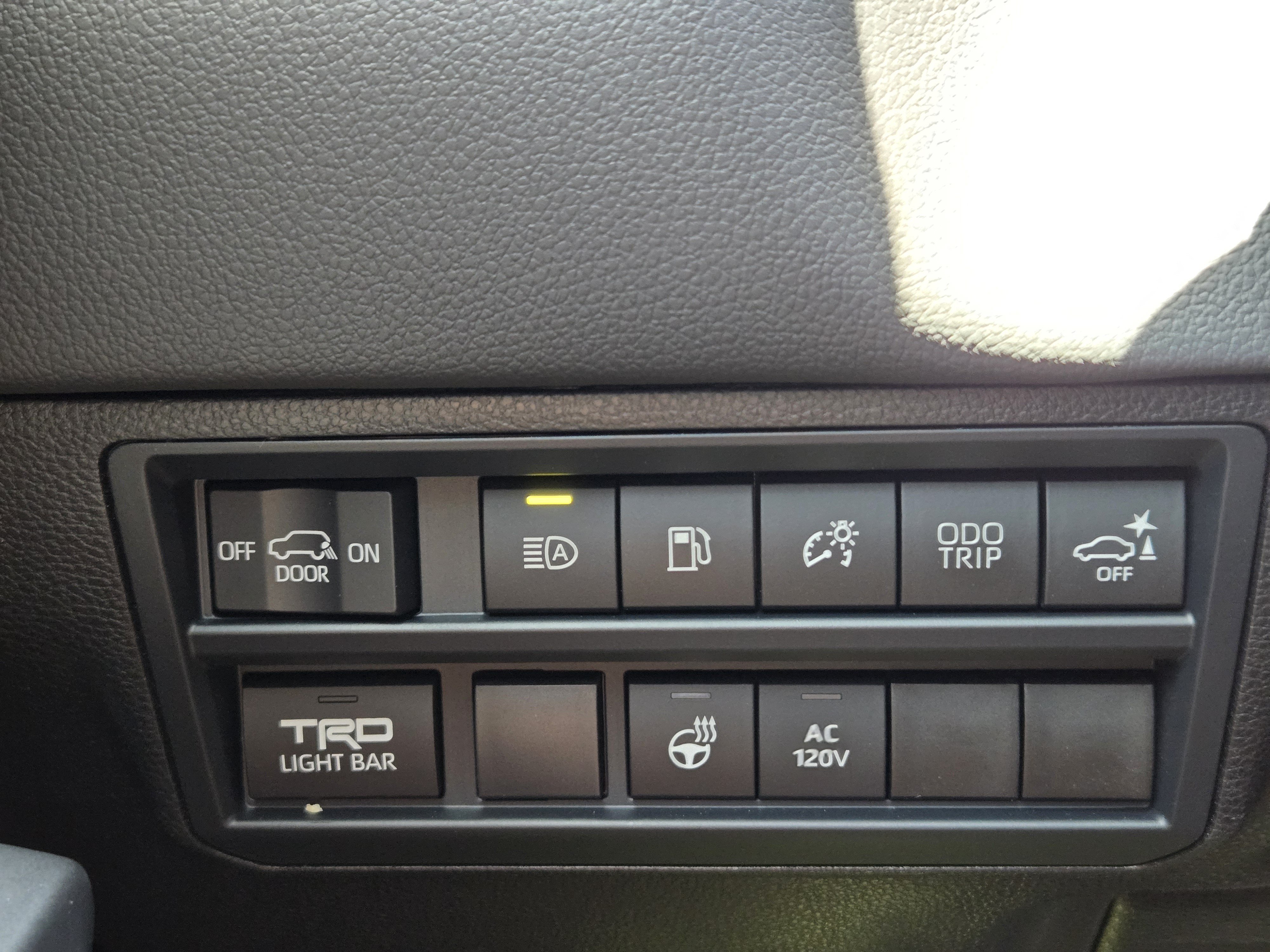 Used 2026 Toyota Sequoia TRD Pro AWD/4WD image 28