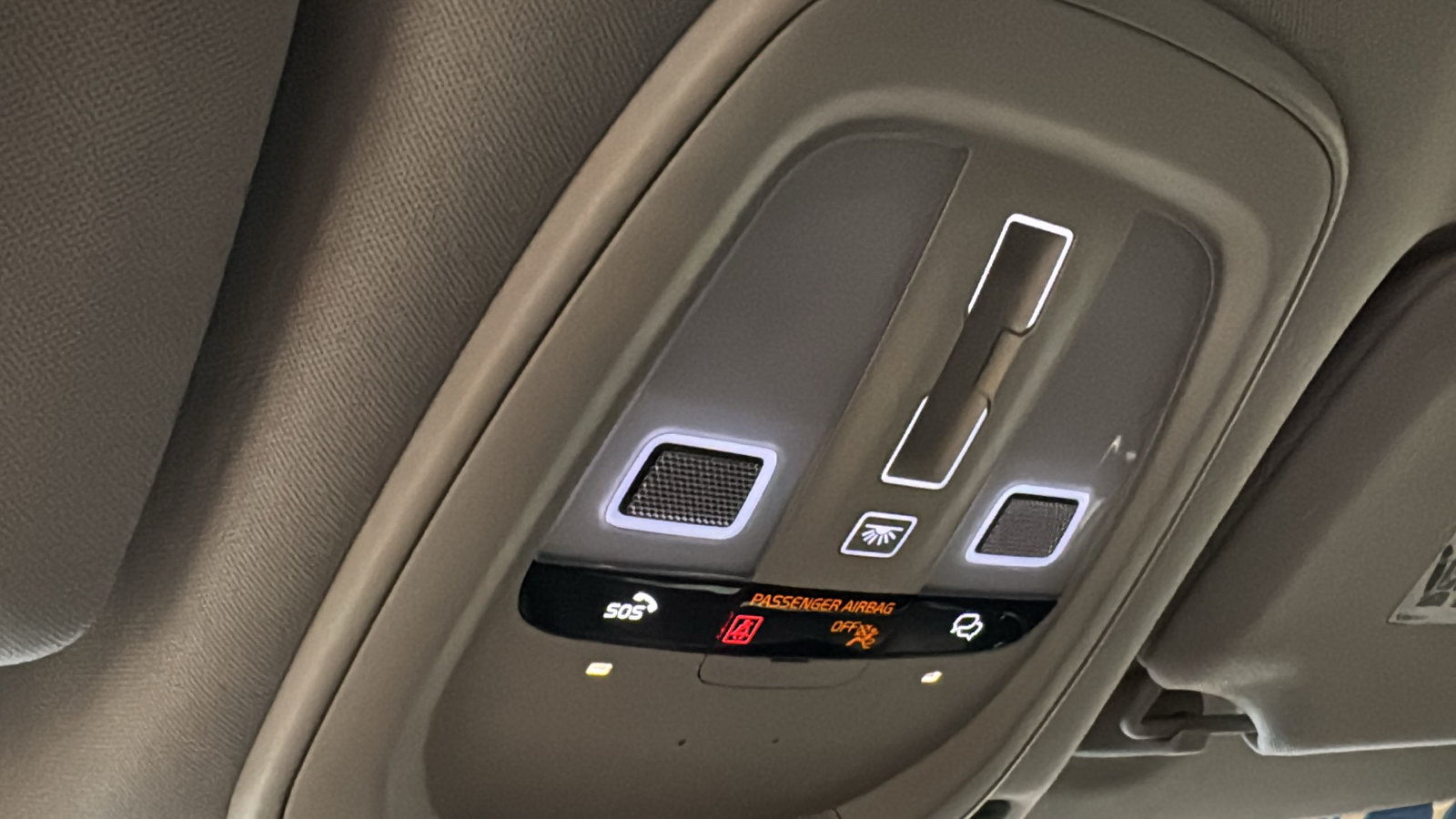 Certified 2023 Volvo S90 B6 Ultimate AWD/4WD image 21