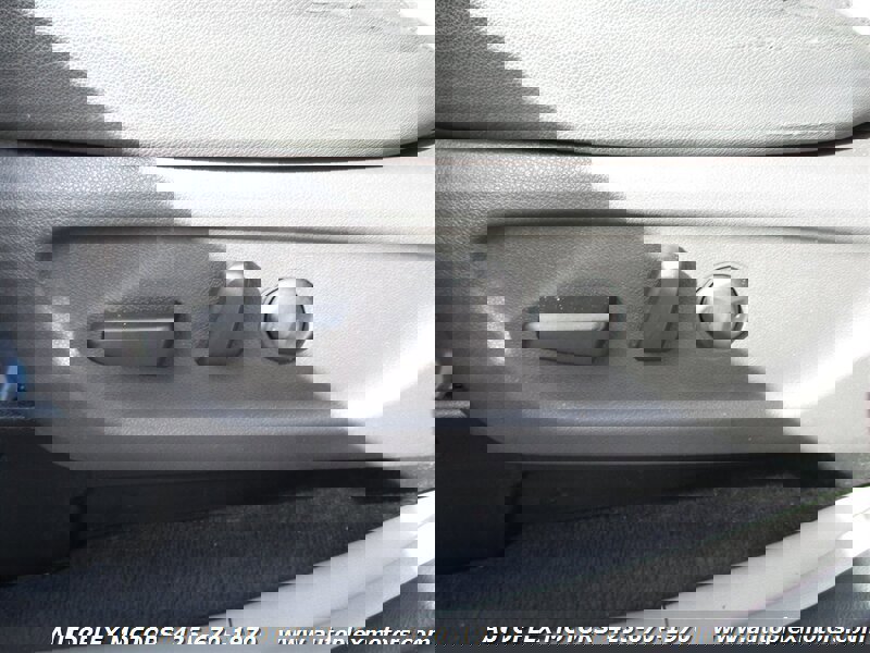 Used 2016 Kia Sedona LX w/ LX Essentials Premium Package image 32