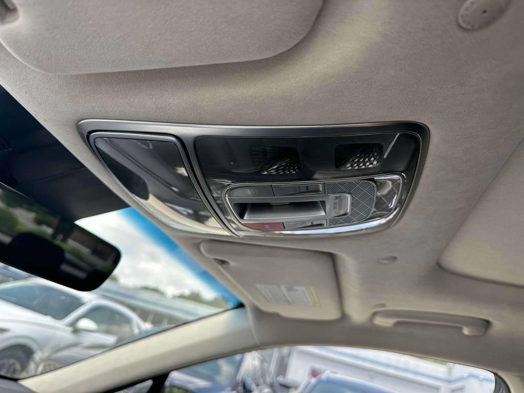 New 2025 Genesis Electrified GV70 w/ Prestige Package AWD/4WD image 20
