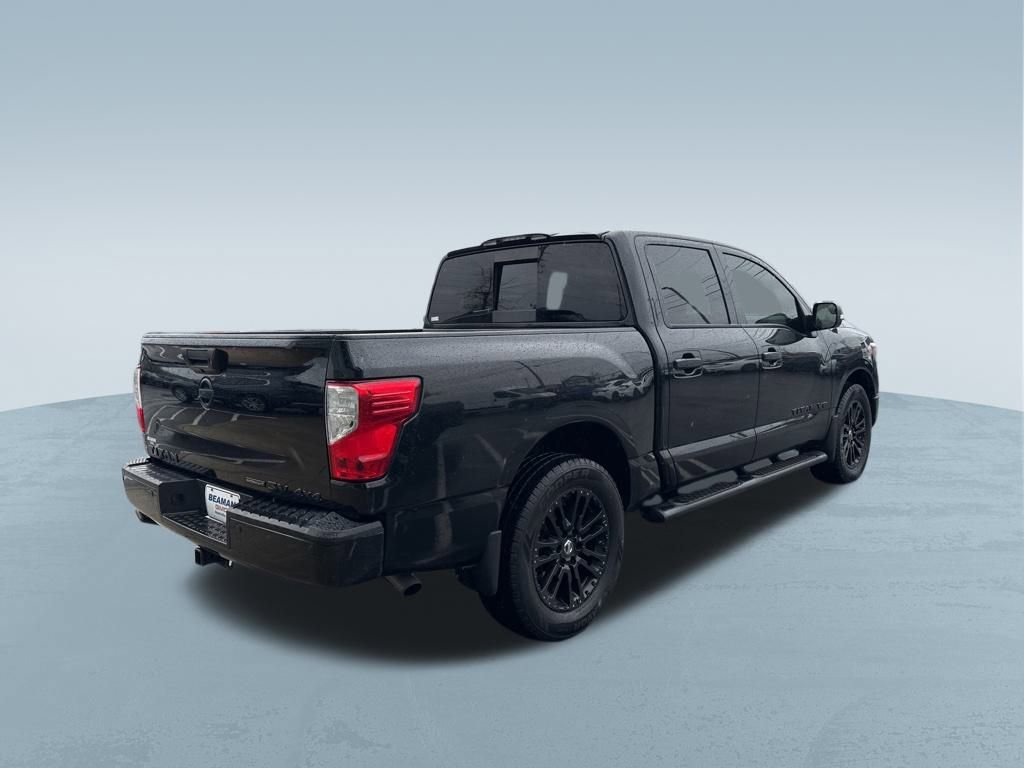 Used 2019 Nissan Titan SV w/ SV Convenience Package image 8