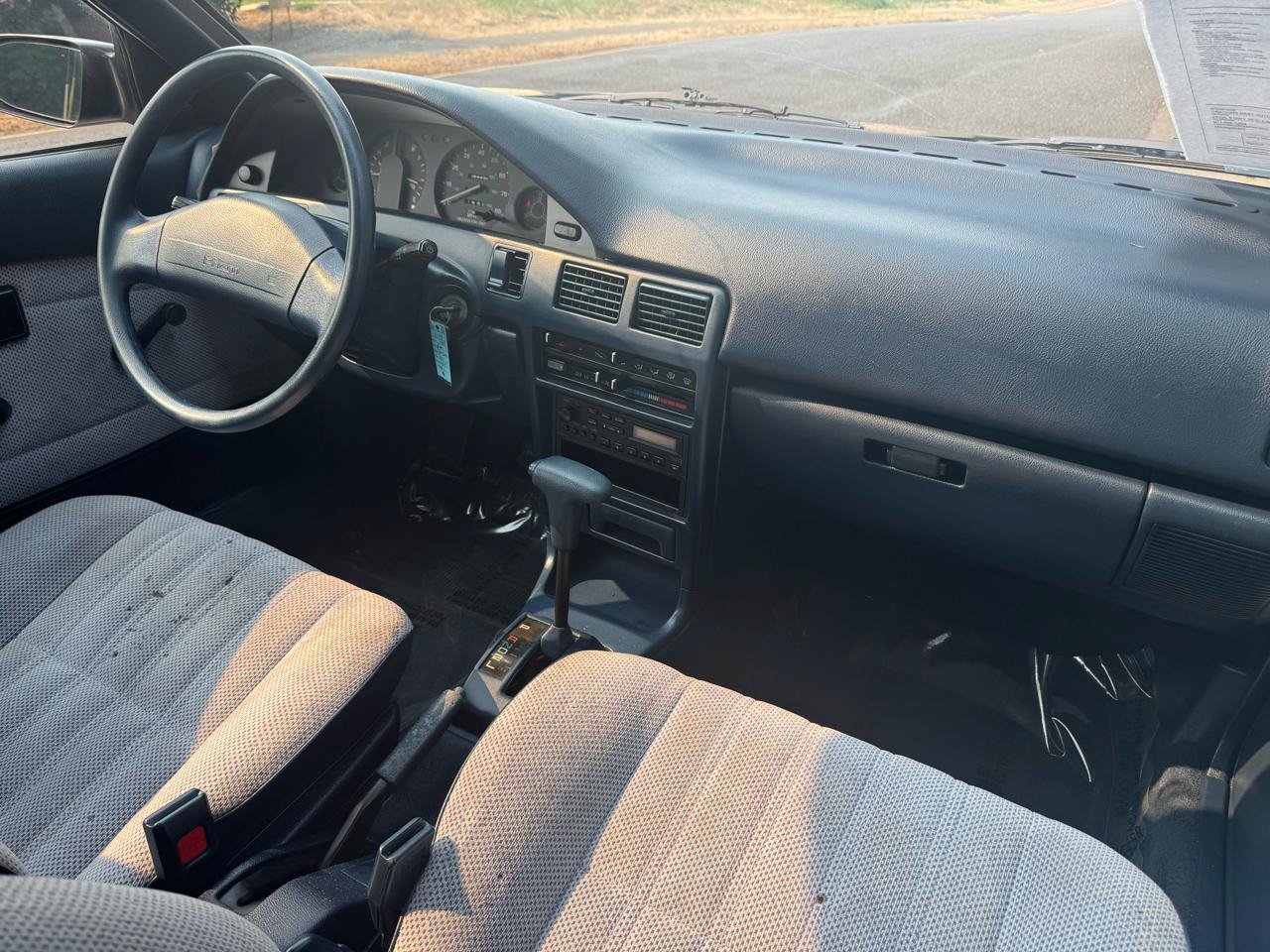 Used 1991 Geo Prizm LSi FWD image 18