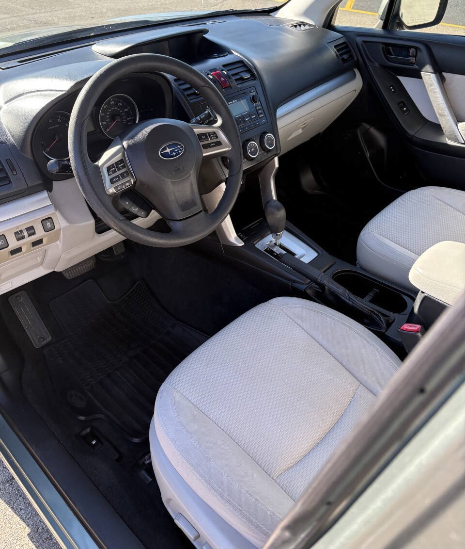 Used 2014 Subaru Forester 2.5i Premium w/ All-Weather Package AWD/4WD image 6