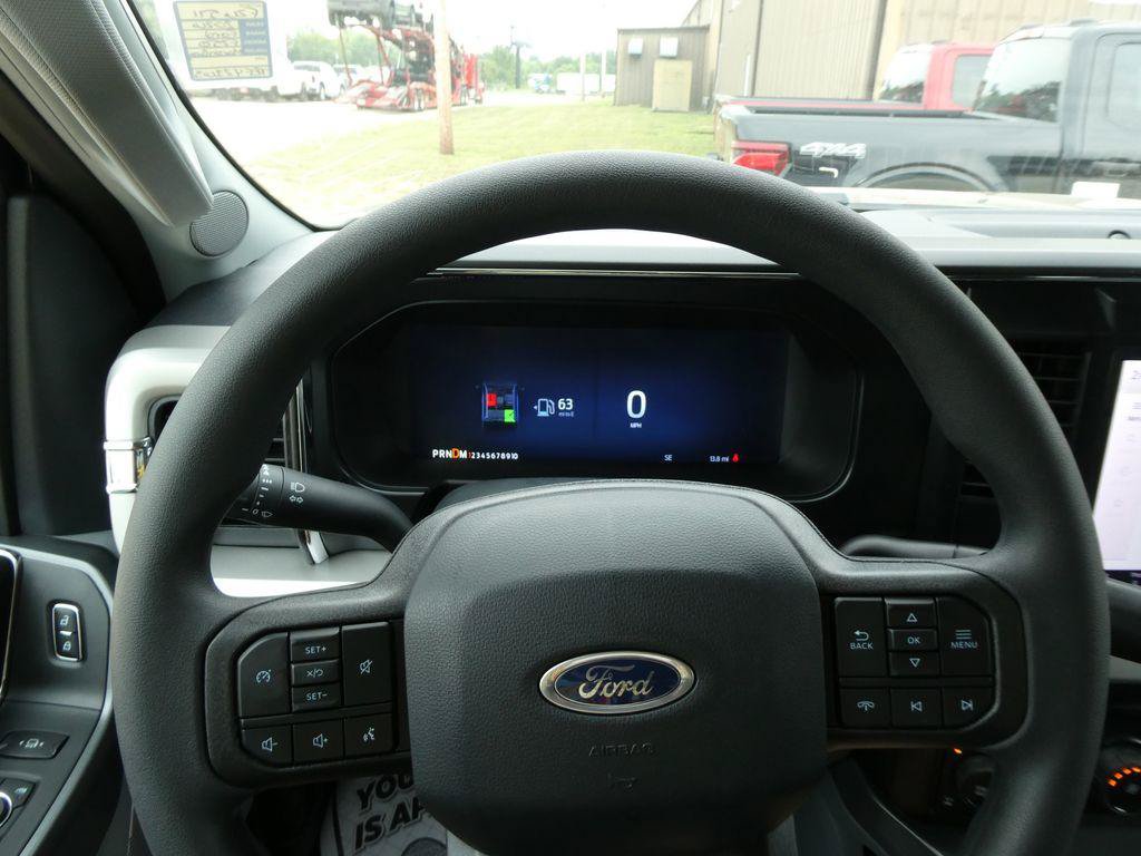 New 2026 Ford F250 XLT w/ XLT Premium Package AWD/4WD image 28