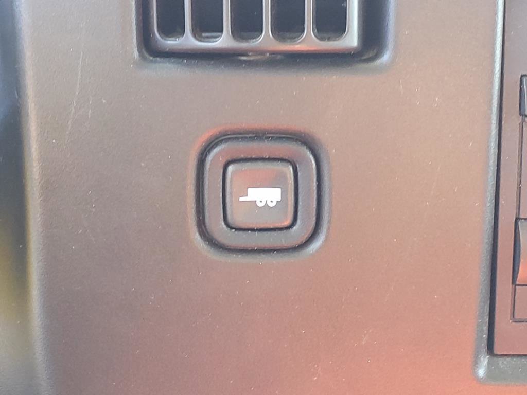 Used 2022 Chevrolet Express 2500 w/ Driver Convenience Package image 24