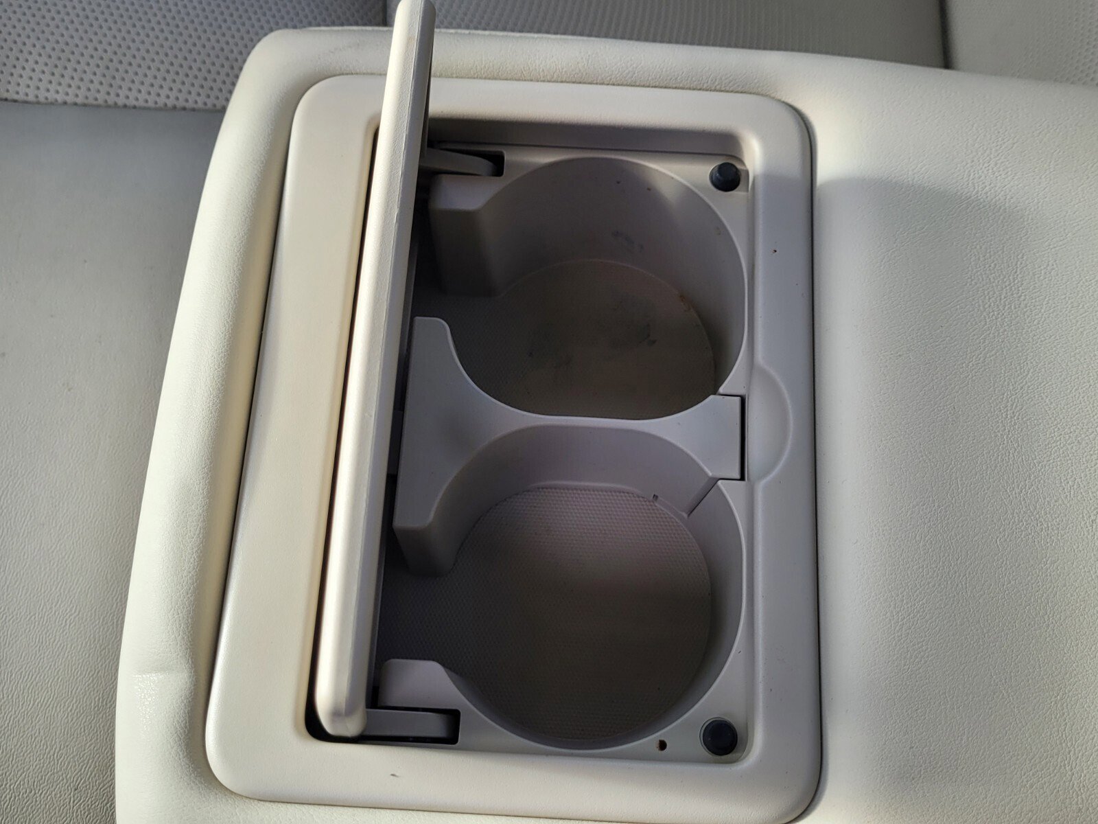 Used 2015 INFINITI Q50 Premium w/ Deluxe Touring Package image 31