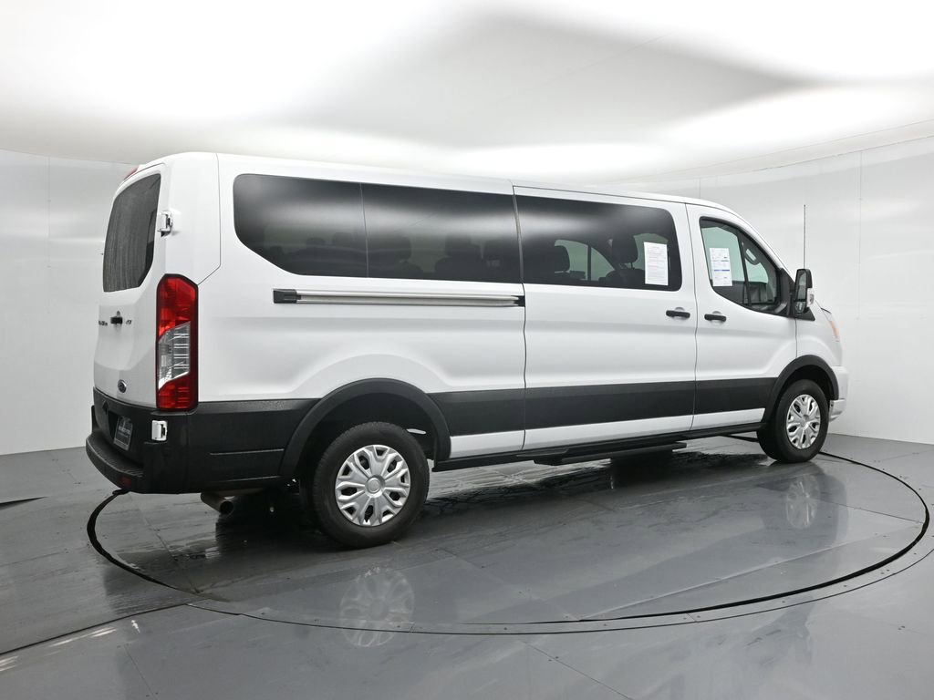 Certified 2022 Ford Transit 350 XLT RWD image 24