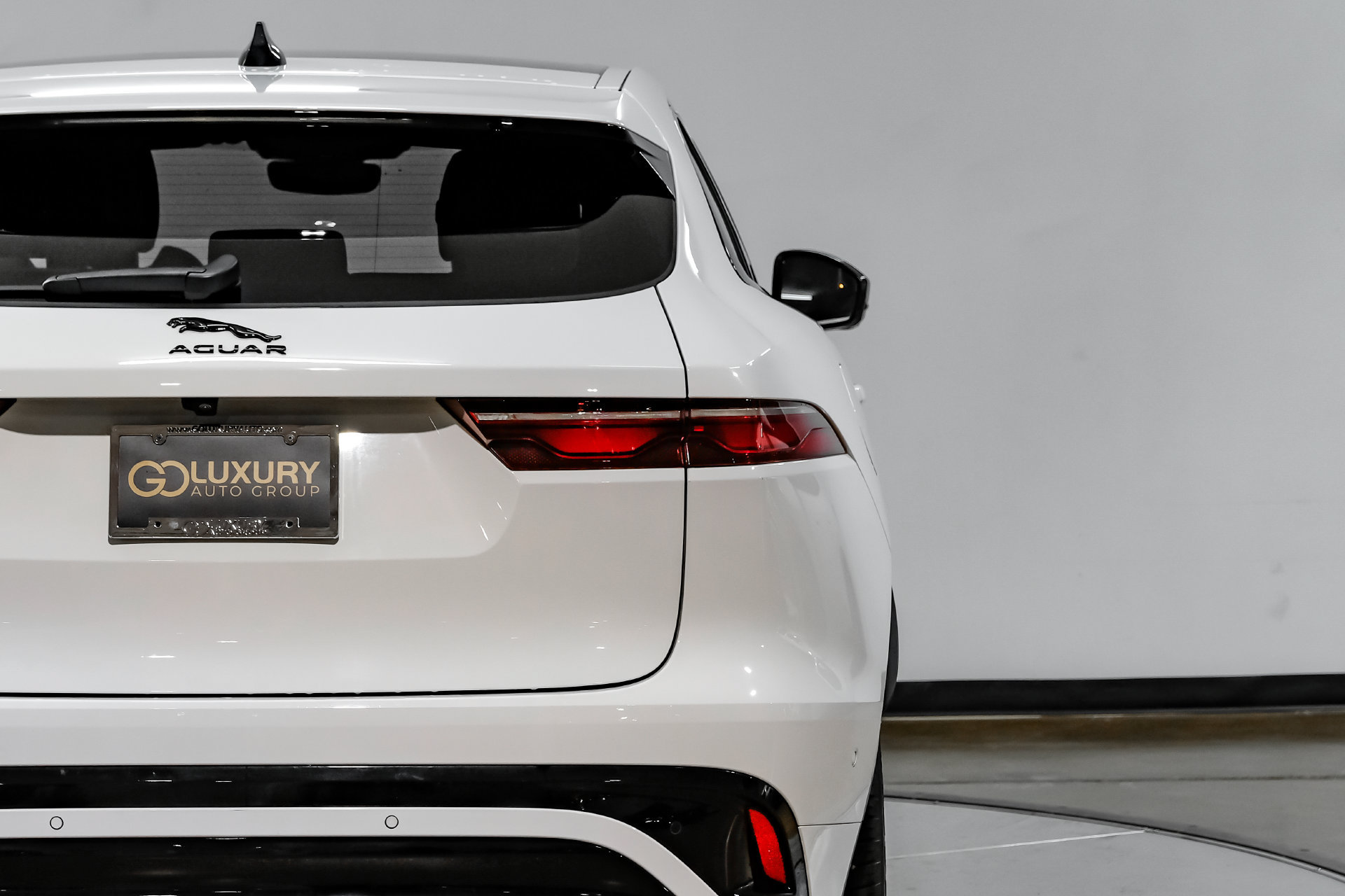 Used 2024 Jaguar F-PACE R-Dynamic S AWD/4WD image 51