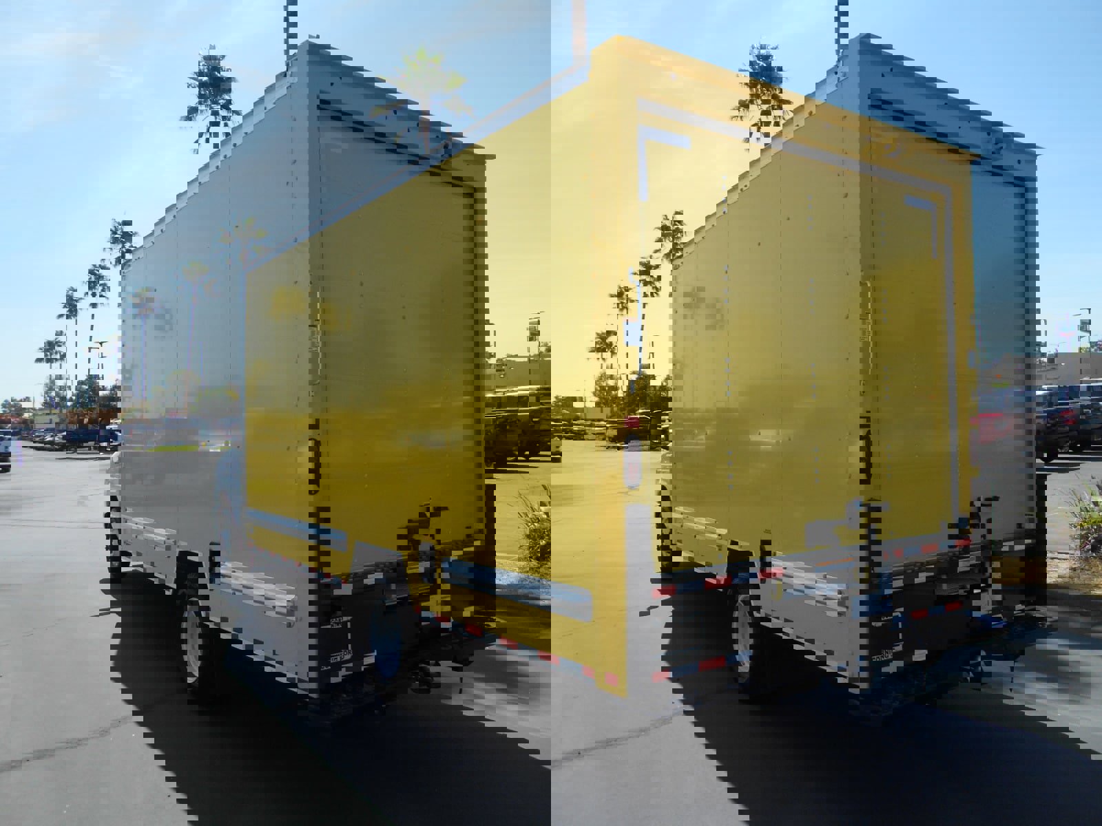 Used 2024 Ford E-350 and Econoline 350 Super Duty w/ Driver's Safety Package image 9