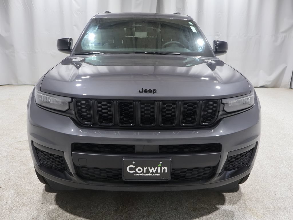 Used 2025 Jeep Grand Cherokee L Altitude AWD/4WD image 8