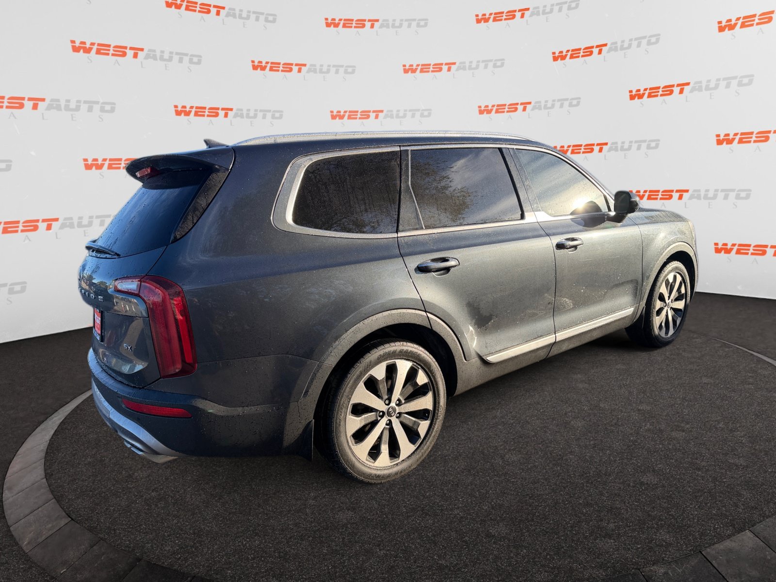Used 2020 Kia Telluride SX AWD/4WD image 5