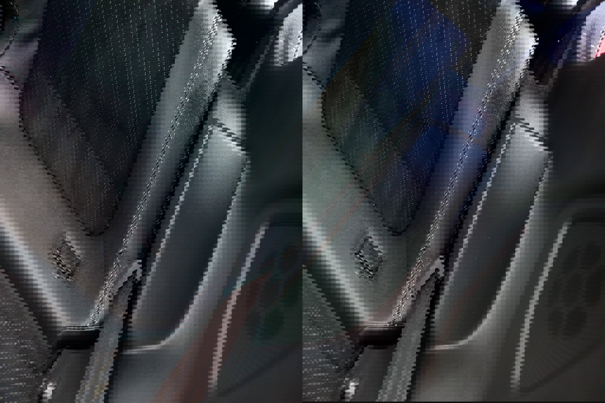 Used 2022 Toyota GR86 Premium w/ ALL Weather Mat Package (TMS) image 12