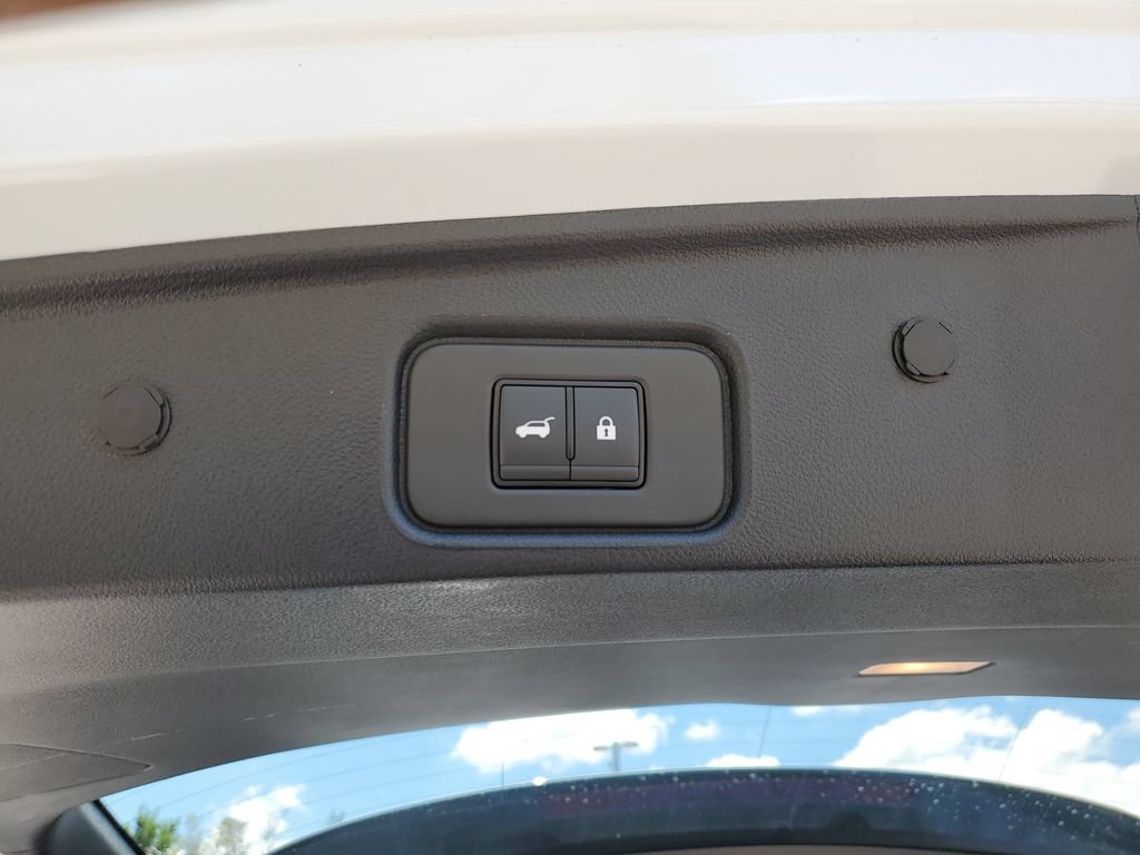 New 2026 Nissan Pathfinder Platinum AWD/4WD image 8