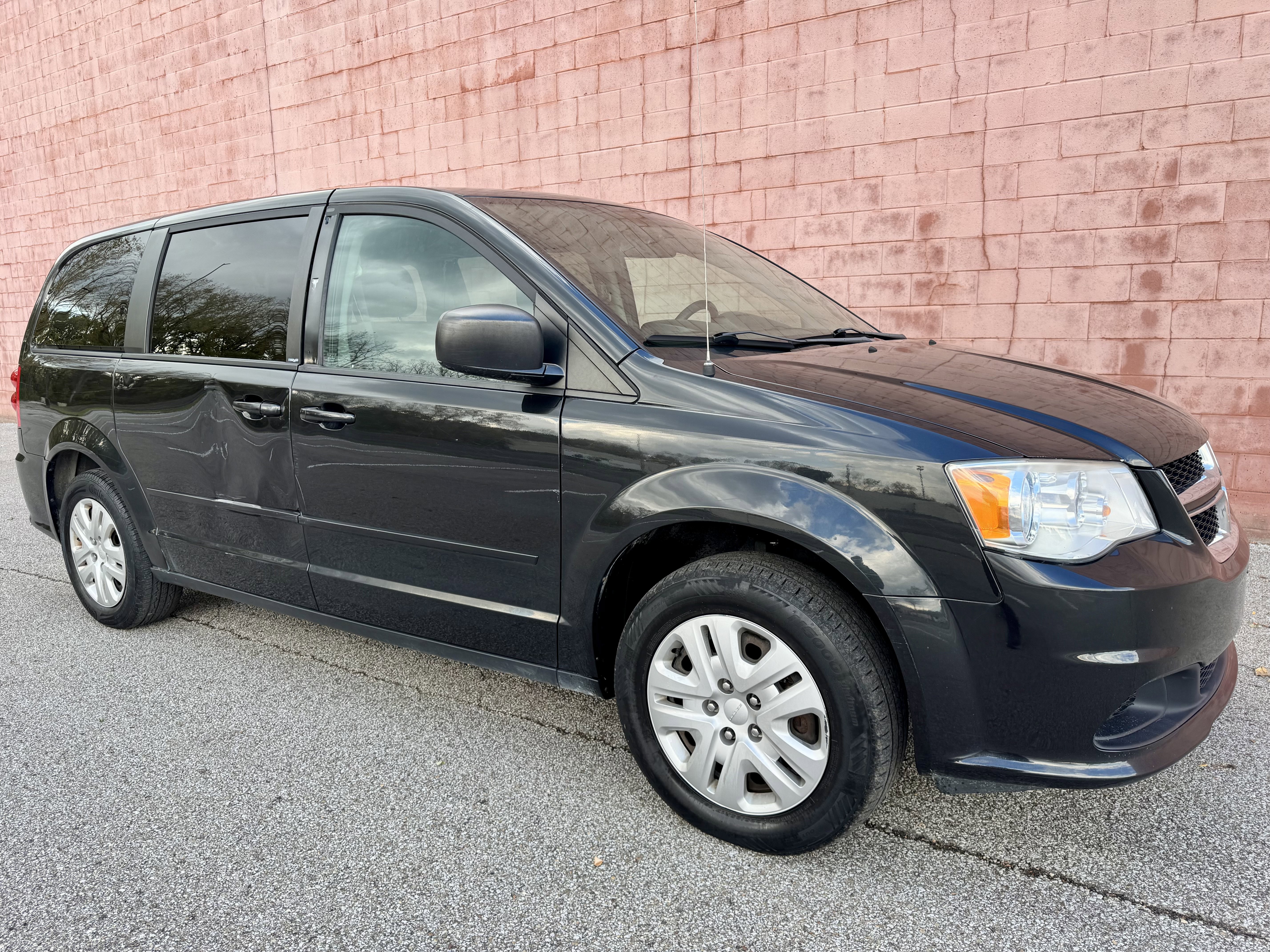Used 2014 Dodge Grand Caravan SE w/ Quick Order Package 29E SE image 8
