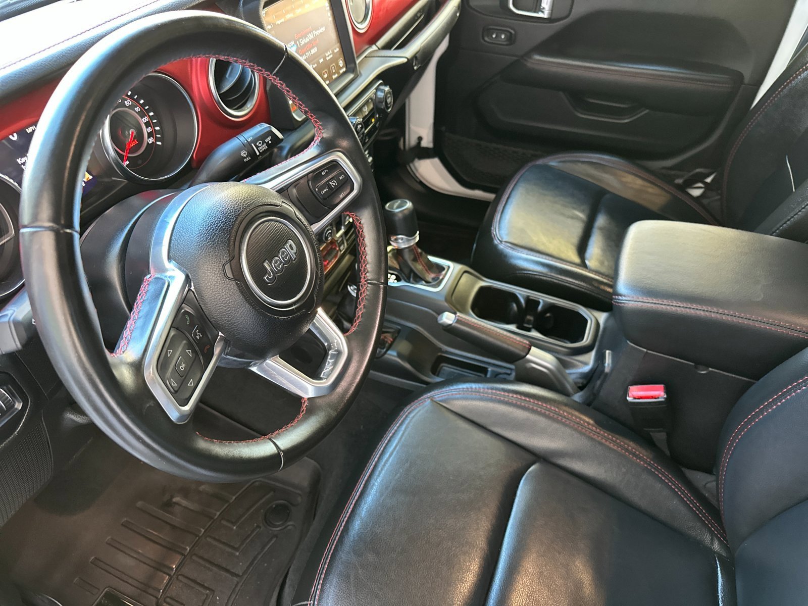 Used 2022 Jeep Gladiator Rubicon image 10