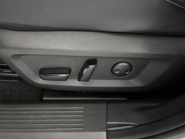 Used 2024 Nissan Rogue Platinum w/ Platinum Premium Package image 10