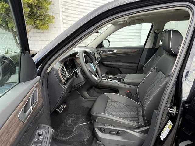 New 2025 Volkswagen Atlas SEL Premium R-Line image 16