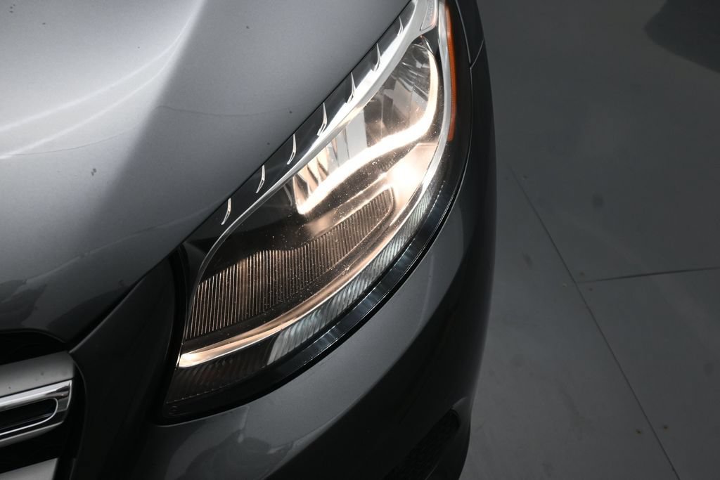 Used 2017 Mercedes-Benz GLC 300 4MATIC image 39