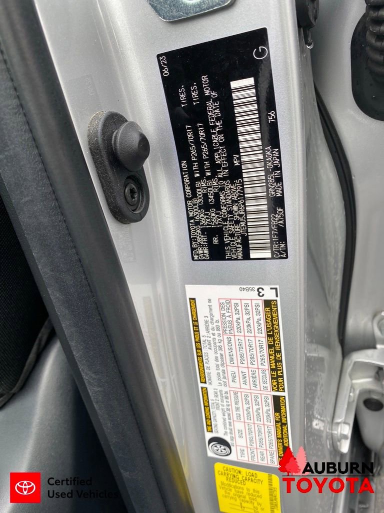 Used 2023 Toyota 4Runner SR5 AWD/4WD image 29