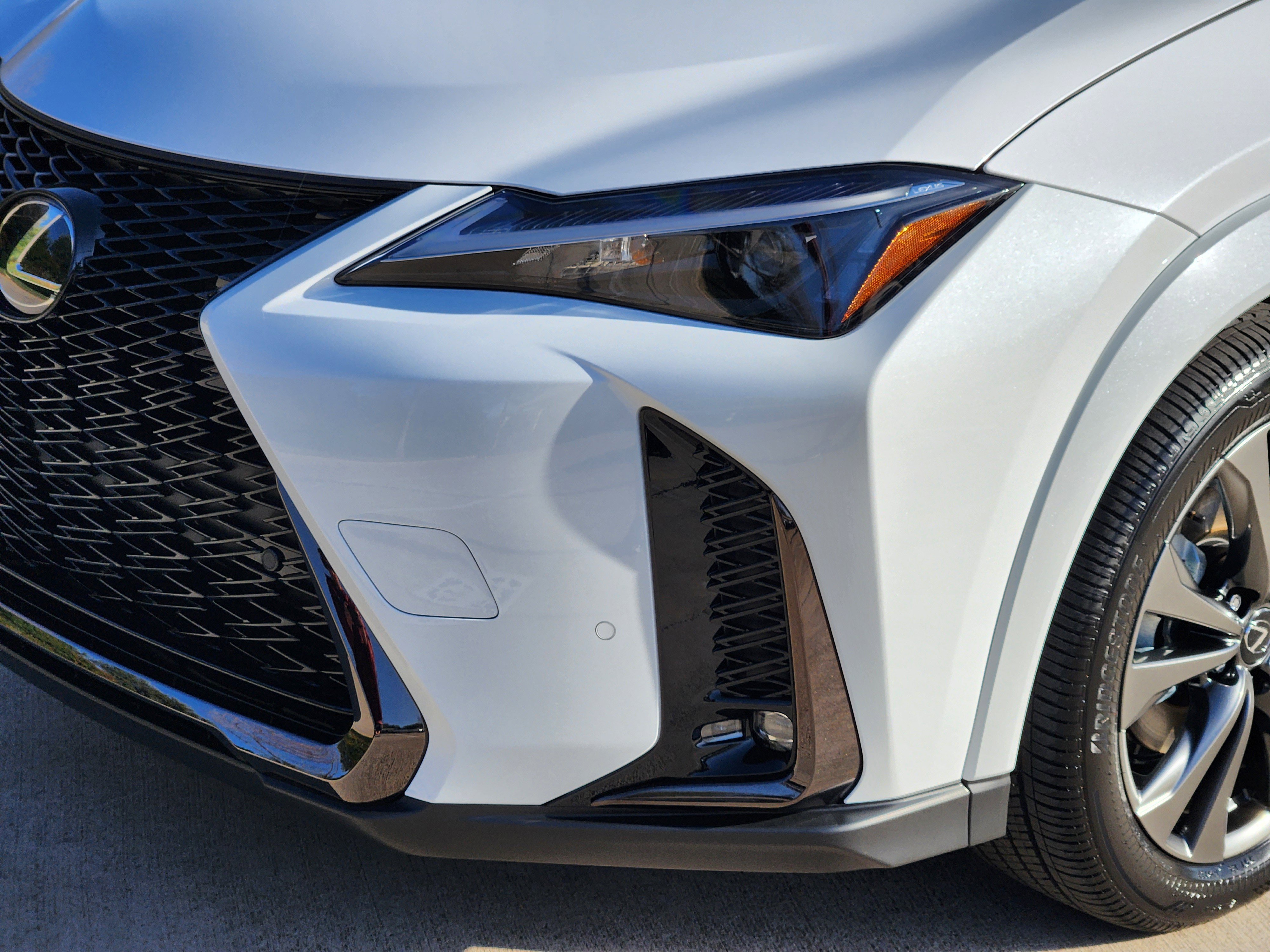 New 2026 Lexus UX 300h 300h F SPORT Design image 5