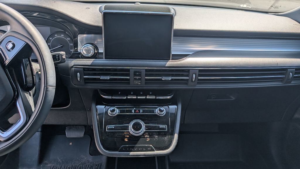 Used 2022 Lincoln Corsair AWD w/ Equipment Group 101A image 19