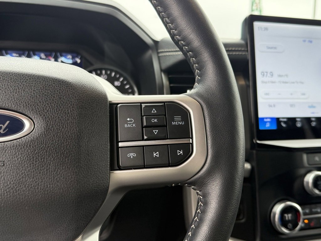 Used 2024 Ford Expedition XLT image 23