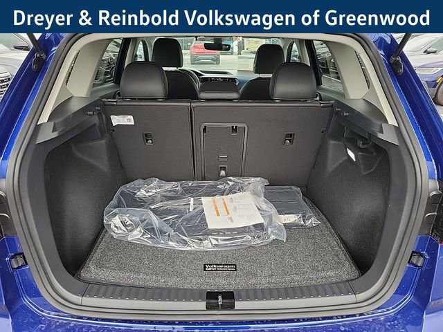 New 2024 Volkswagen Taos SE image 32