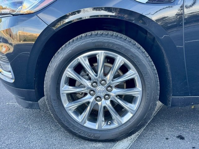 Used 2020 Buick Enclave Essence w/ Sound and Sites Package image 29