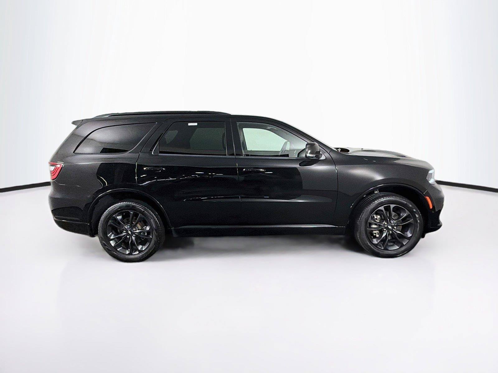 Used 2025 Dodge Durango GT AWD/4WD image 12