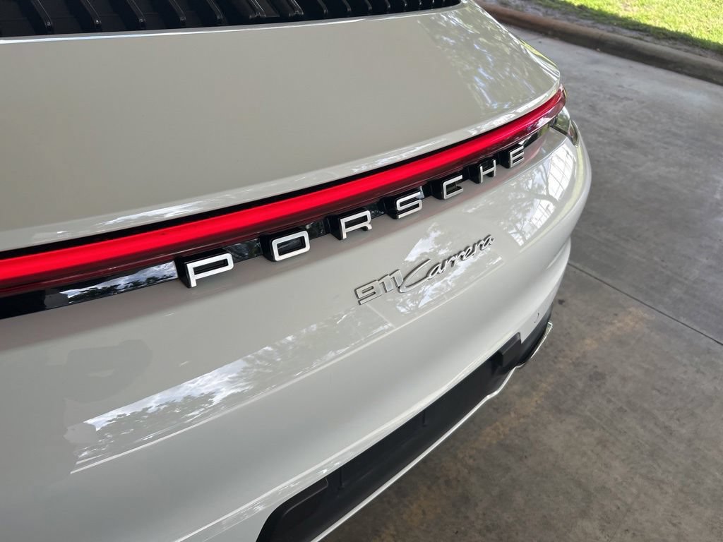 Used 2020 Porsche 911 Carrera RWD image 17