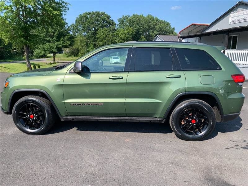 Used 2019 Jeep Grand Cherokee Trailhawk w/ Trailhawk Luxury Group image 8